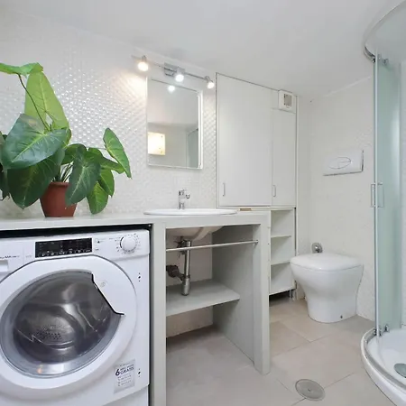 Fonte D'olio By Halldis *